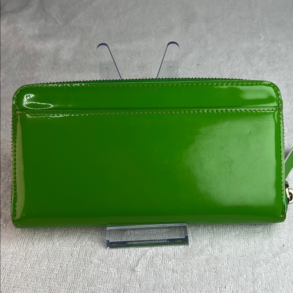 Kate Spade Green Patent Leather Wallet - Picture 3 of 9